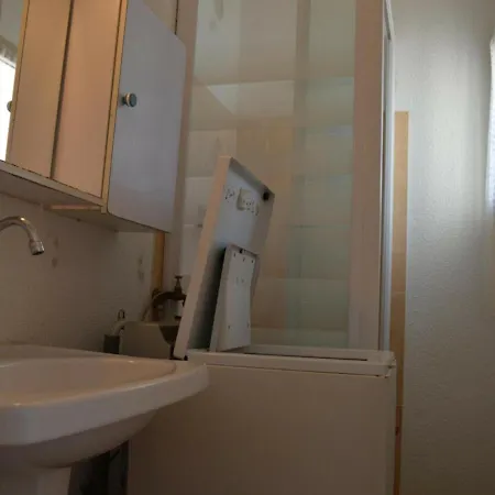 2 Pieces Avec Parking A Saint-cyprien - Fr-1-225d-193 Apartment