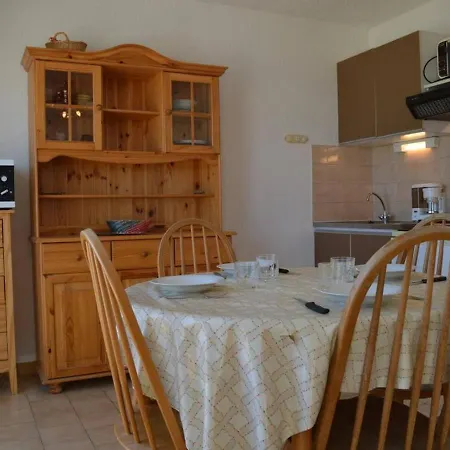 Apartment 2 Pieces Avec Parking A Saint-cyprien - Fr-1-225d-193 *
